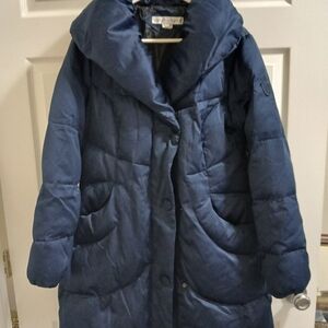 Women's Navy Puffer Coat